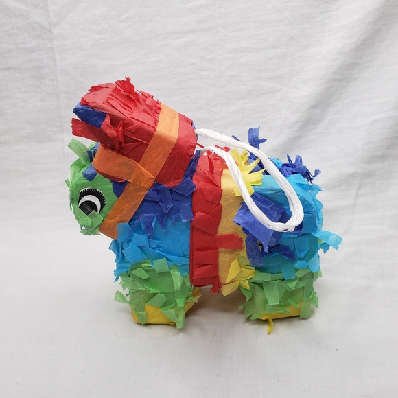Colorful Mini Piñata and Mexican Souvenir Set Cozumel And Playa Del Carmen - Picture 3 of 10